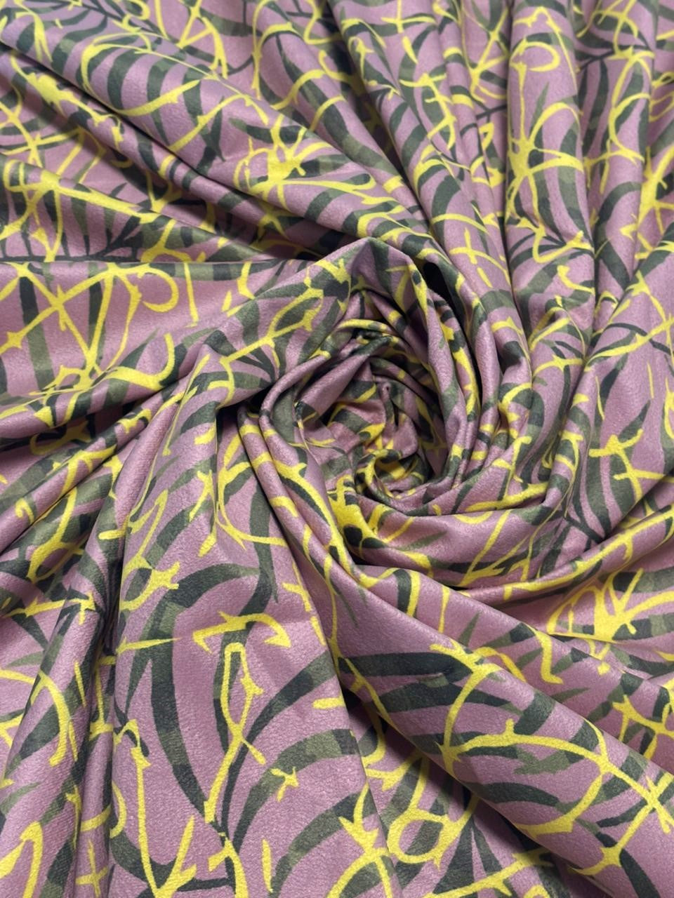 Wild Twist Yellow