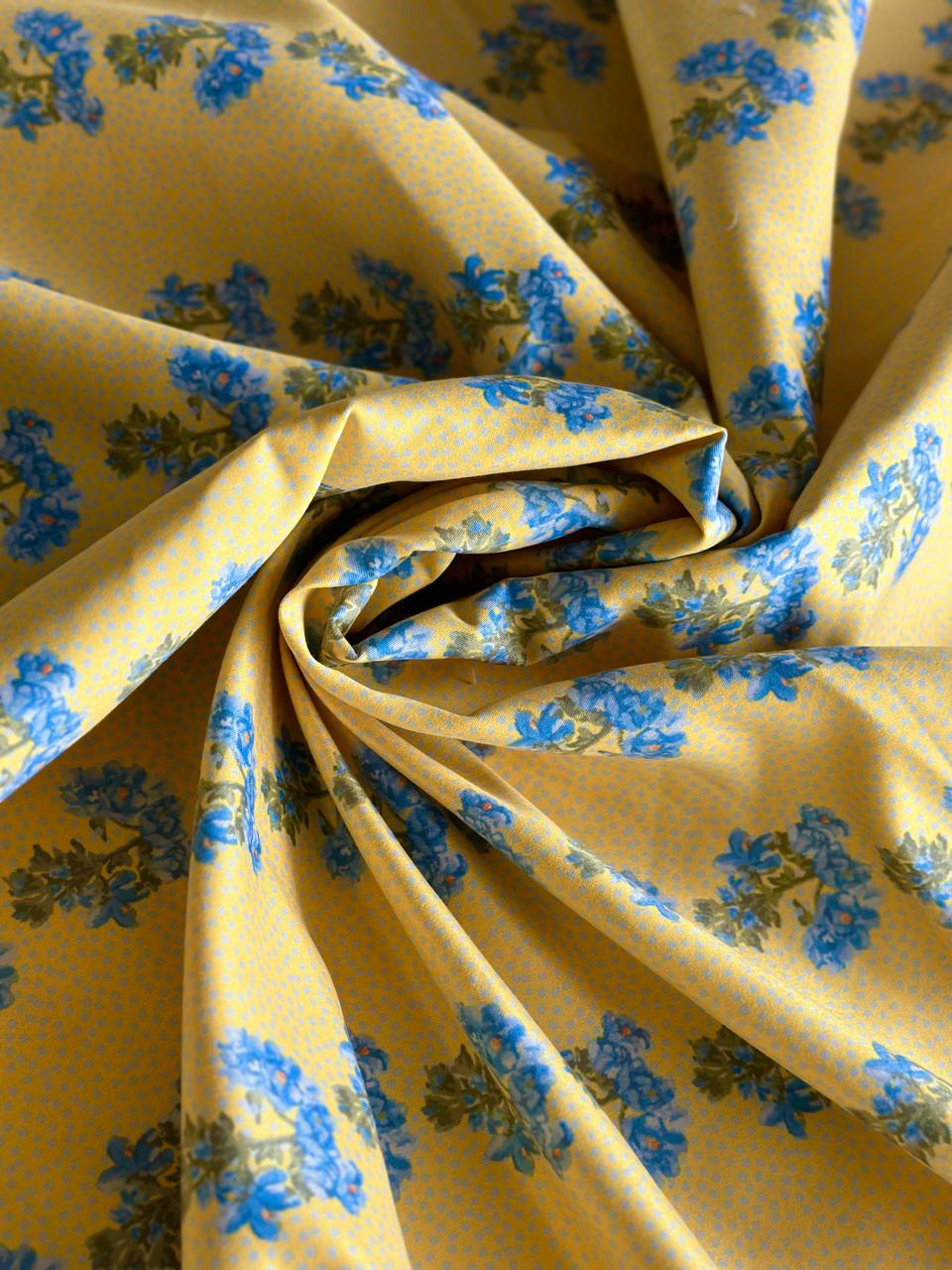 Delcal Yellow
