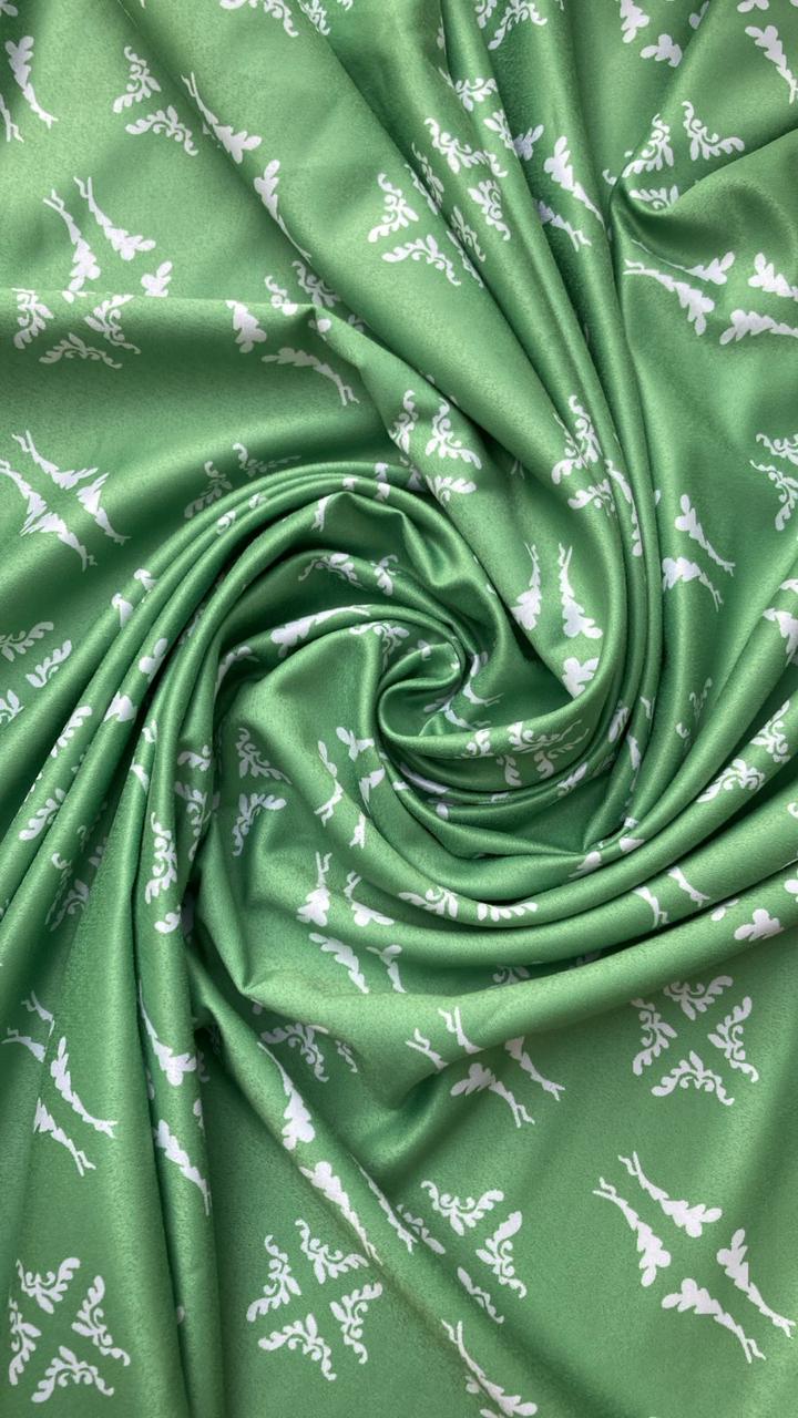 45 Petals Green