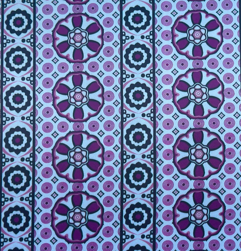 Magenta Monochrome Flores