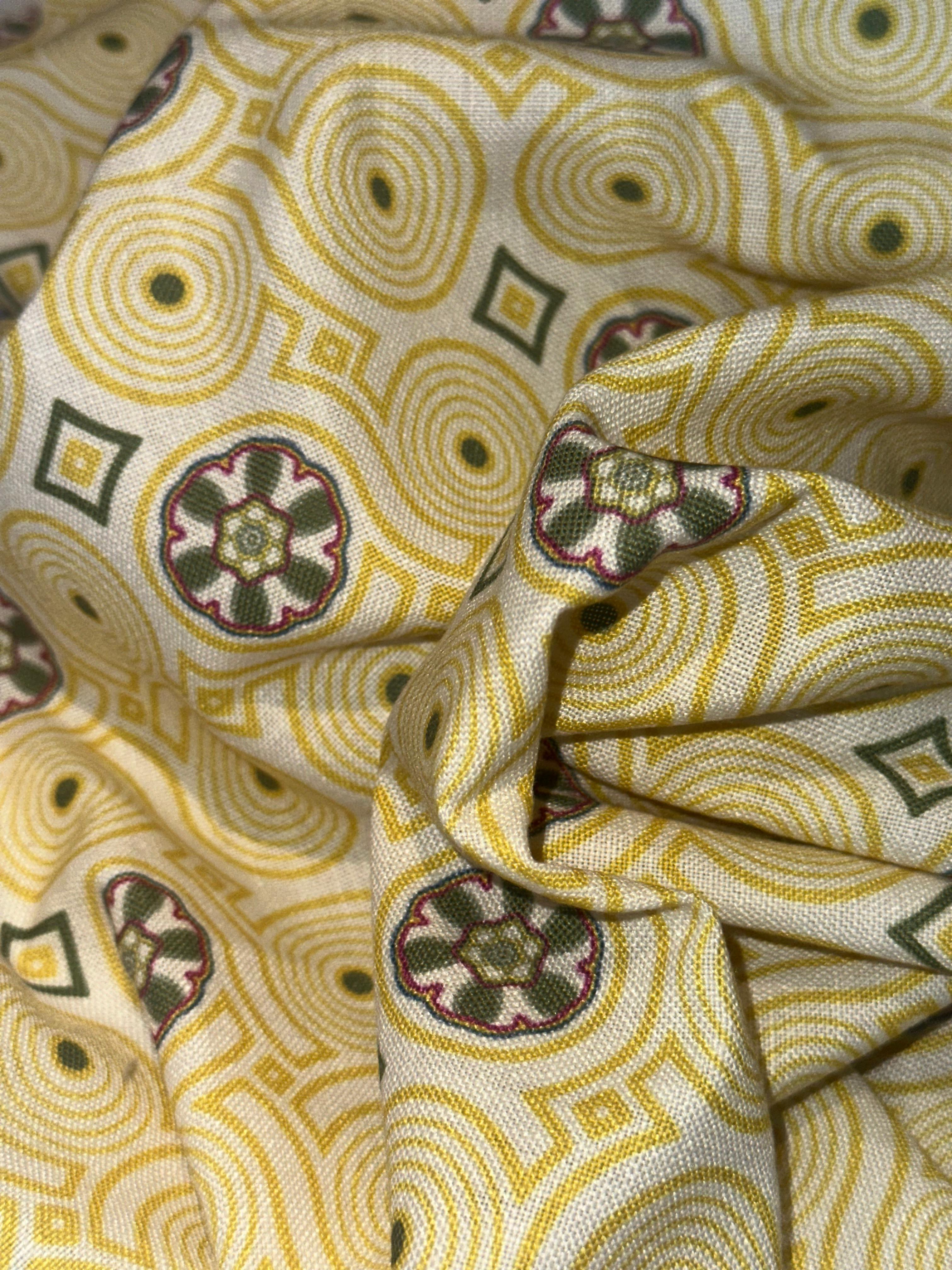 Estrellas Yellow